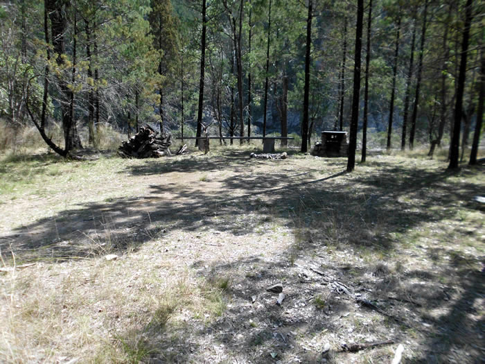 Another view of the Bottle Bend campsite
